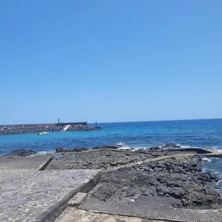 Апартаменты Atico En La Playa Пуэртито-де-Гуимар
